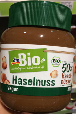 Haselnuss